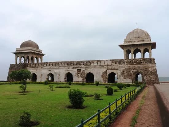 Rani Roopmati Pavillion